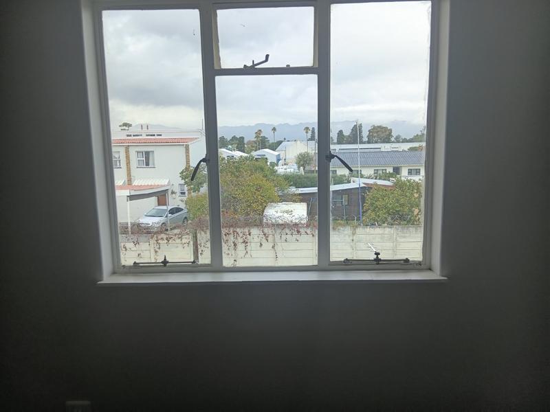 To Let 2 Bedroom Property for Rent in Somerset West Western Cape